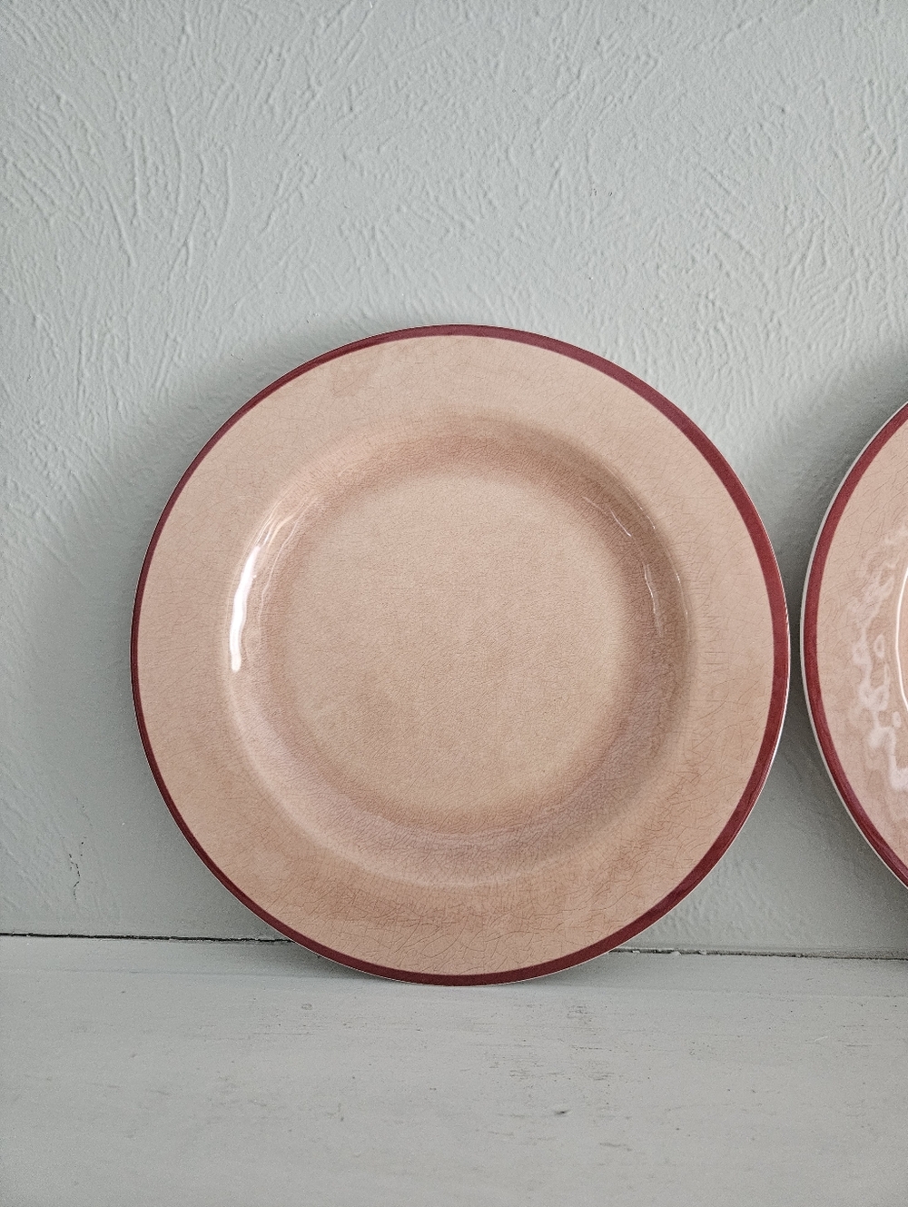 NWOT Threshold Melamine Two Toned Pink Dinner Plates- Set Of 4 - Picture 2 of 9